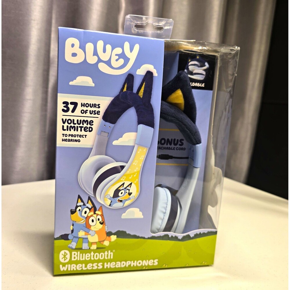 eKids Bluey Bluetooth On-Ear Headphones Mic Volume Limit wired Detachable 3.5mm